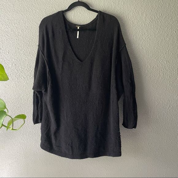 Free People Black Slouchy Sweater - Picture 1 of 6